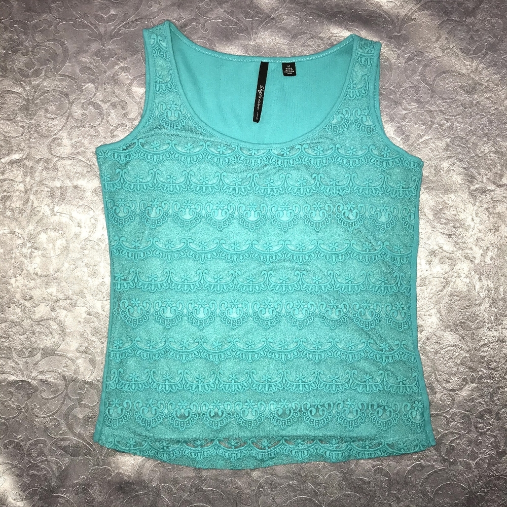 ⭐3/$10⭐SKYE'S THE LIMIT Tank